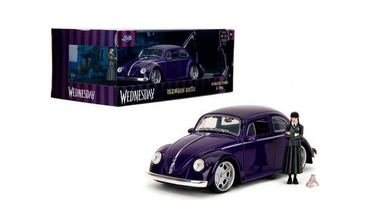 WEDNESDAY - Wednesday & Volkswagen Beetle - 1:24