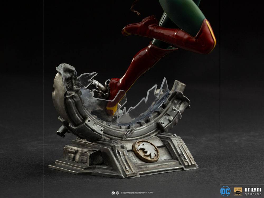 DC COMICS - Hawkgirl - Statuette Deluxe Art Scale '36x28x15cm'
