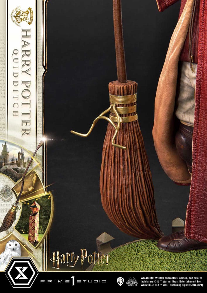 HARRY POTTER - Harry Potter "Quidditch" - Statue Prime Collec. 31cm