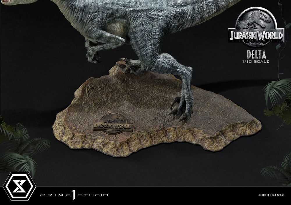 JURASSIC WORLD - Delta - Statue 17cm