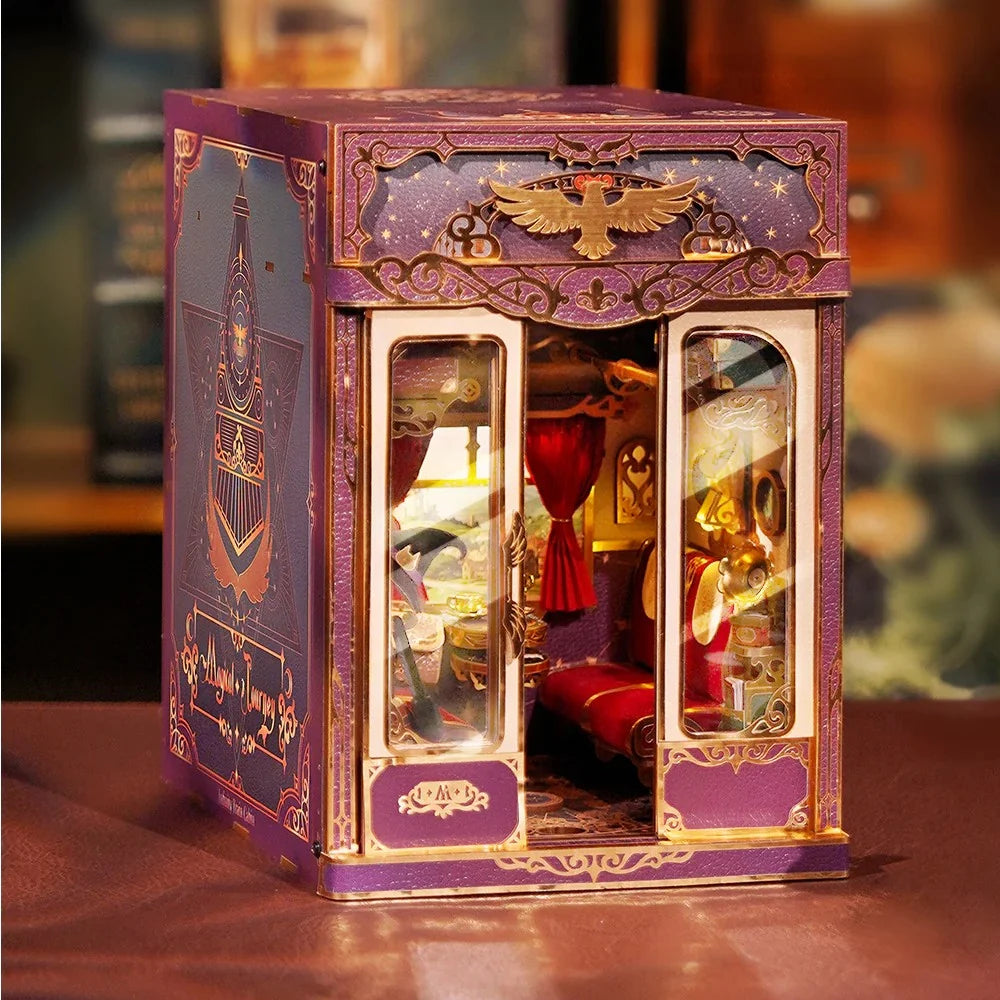 BOOK NOOK KIT - DIY- Magical Journey - 462pcs + LED Light