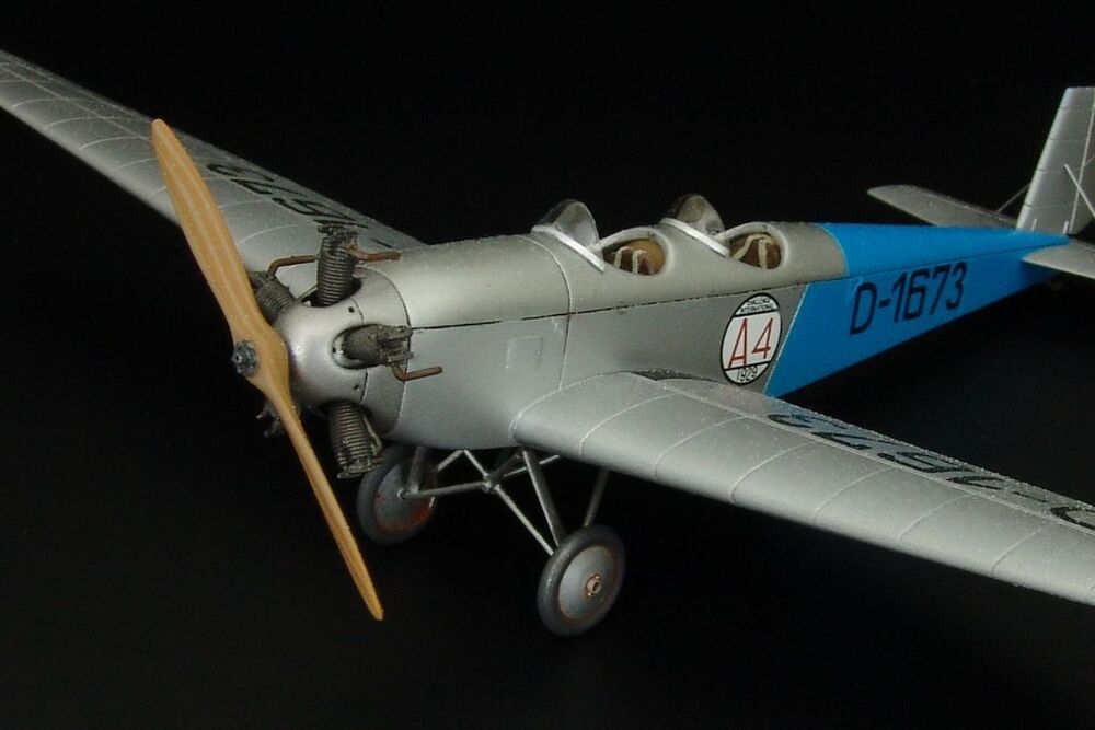 Messerschmitt B f W M-23 b