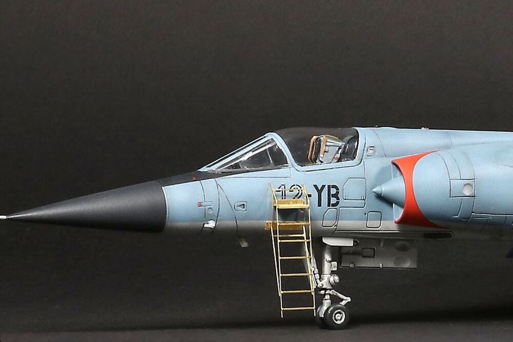 Dassault Mirage Ladder