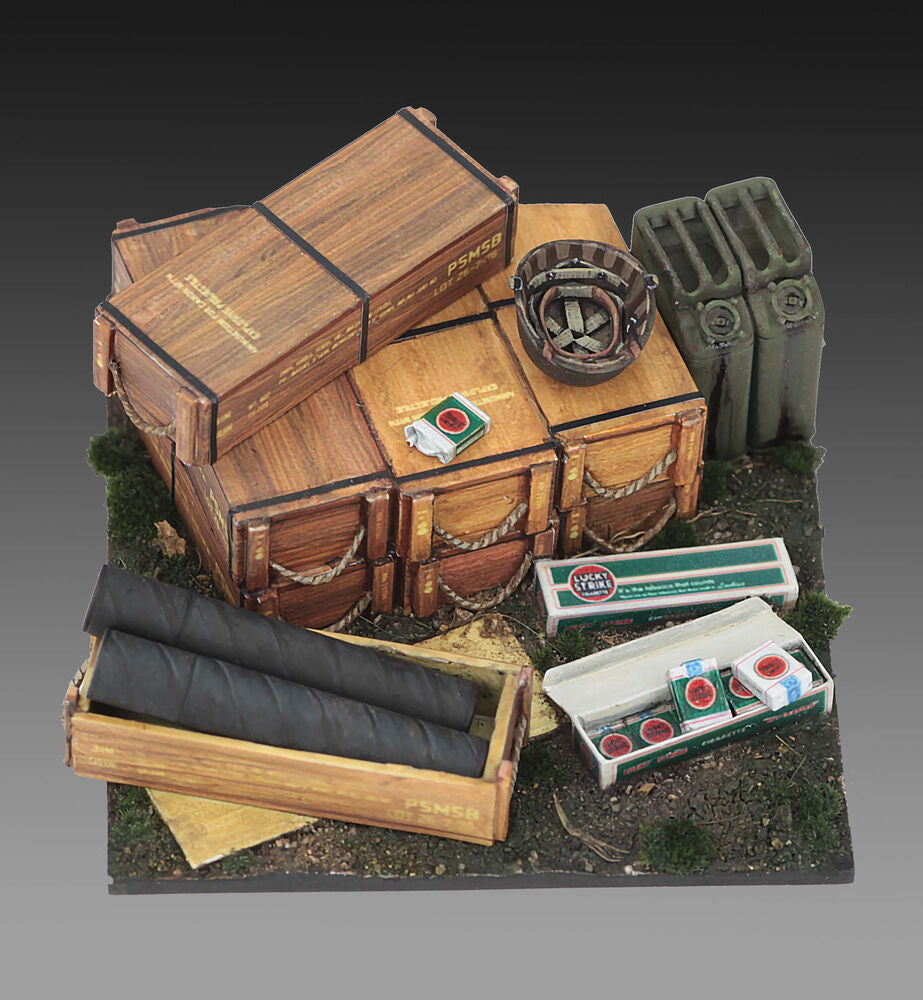 Base with 105 mm Ammo with Cases cm4x4