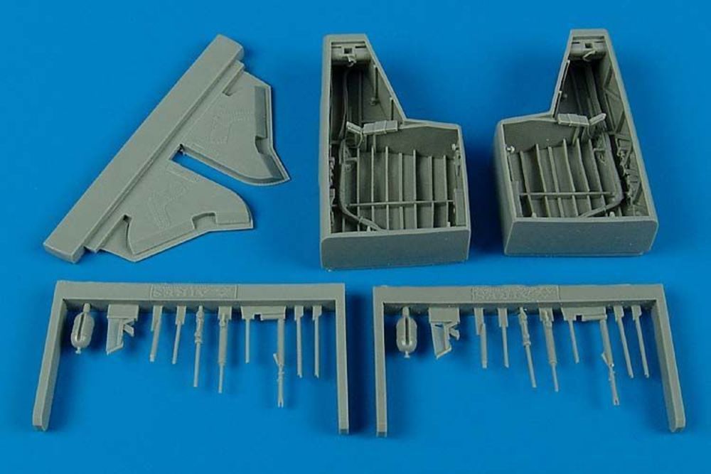Hawker Typhoon wheel bay F��r Hasegawa Bausatz