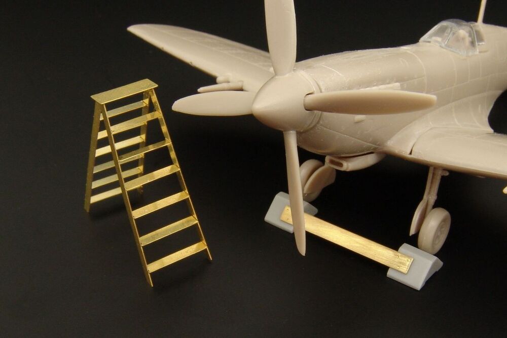 British wheel chock - ladder