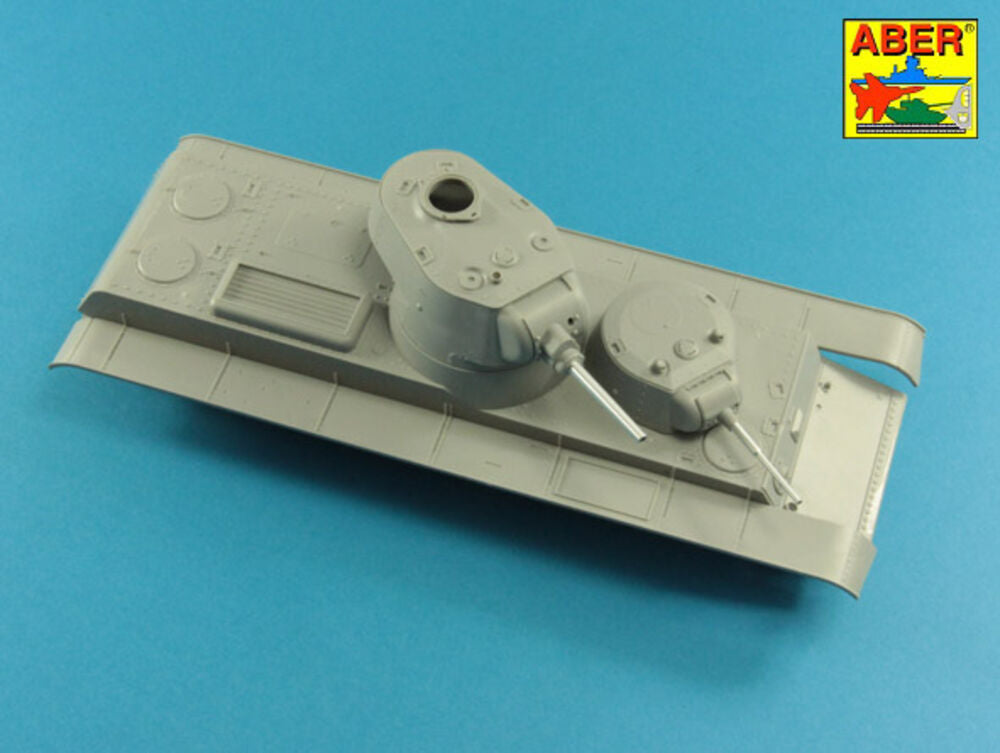 Main Armament for Soviet Heavy Tank SMK 1x76,2mm L-11, 1x45mm M1932,