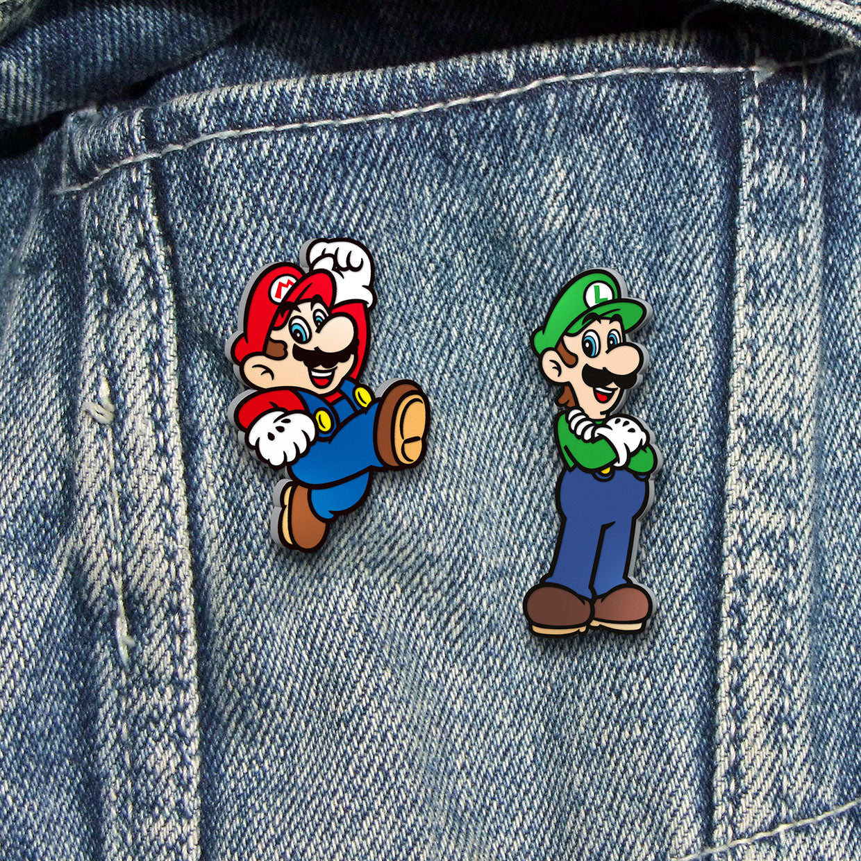 SUPER MARIO - Set of 2 Enamel Pin Badge