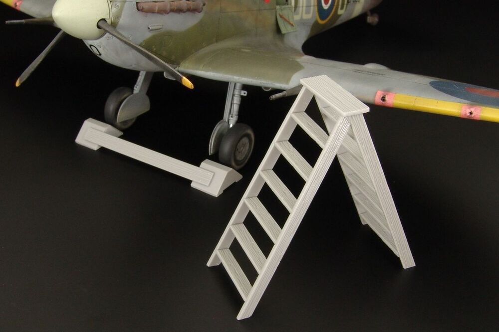 British wheel chock - ladder