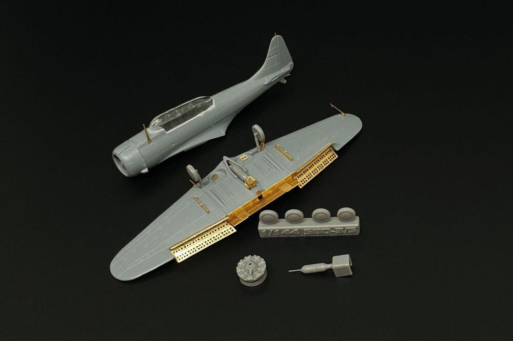 SBD-3 Dauntless Exterior (BRENGUN kit)