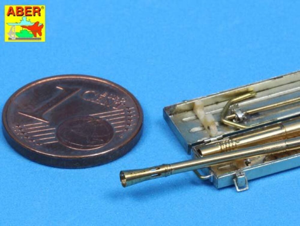 Flak 38 barrels with storage box