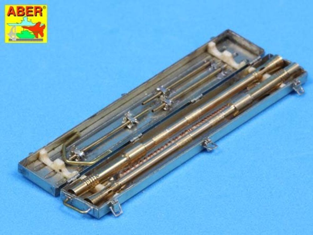 Flak 38 barrels with storage box