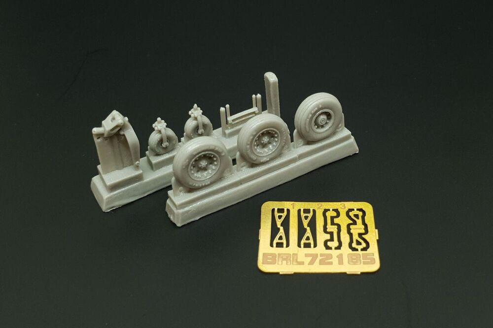 AV8B Wheels (Hasegawa kit)