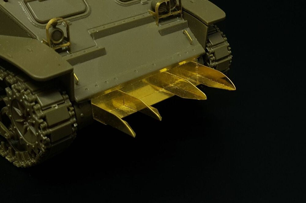 U.S.Howitzer M8- Hedgerow cutter (Tamiya kit)