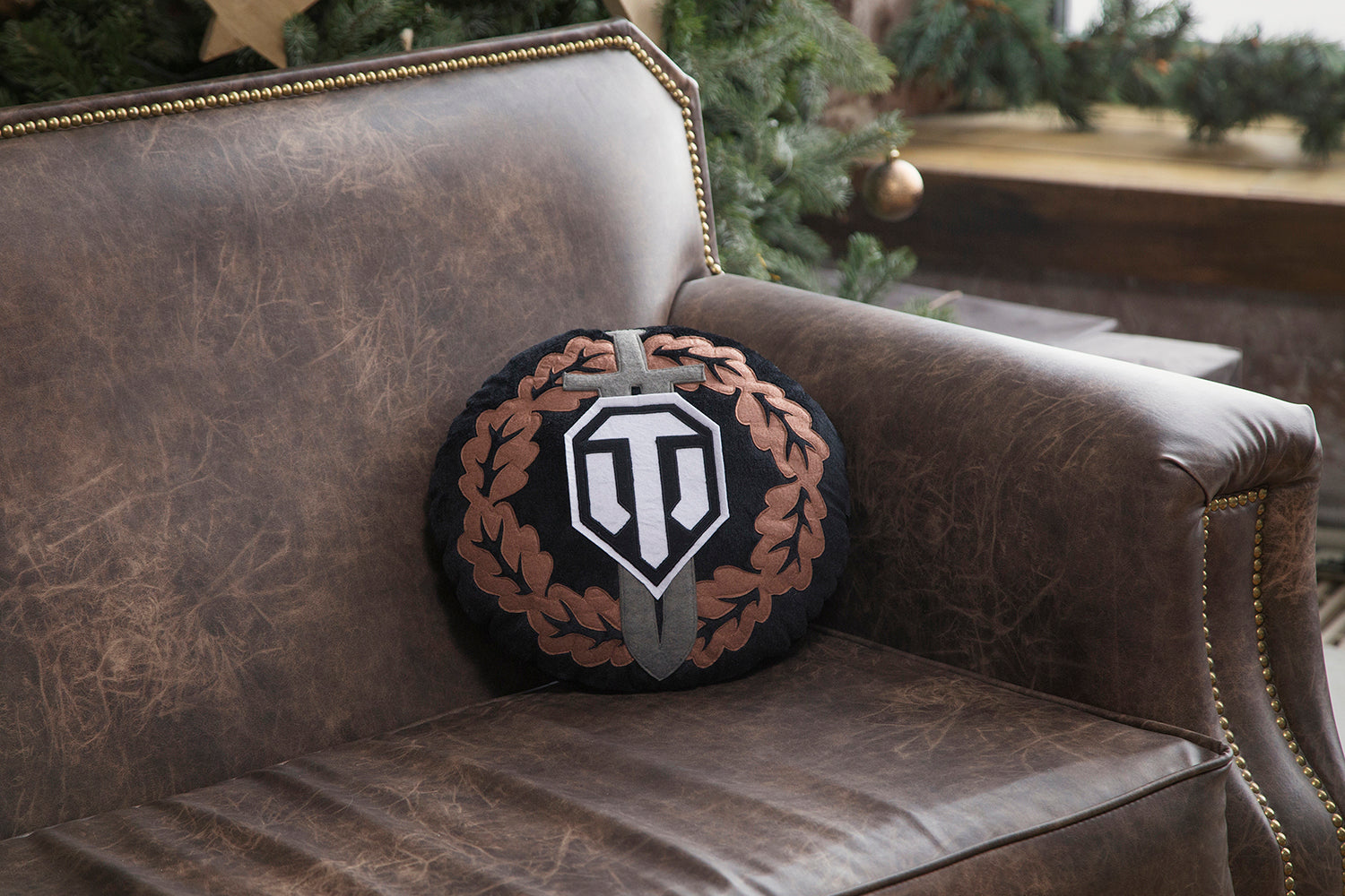 Pillow World of Tanks 37 cm