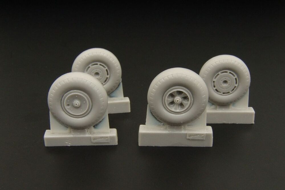 Wheels for F Barracuda Mk II (two types)