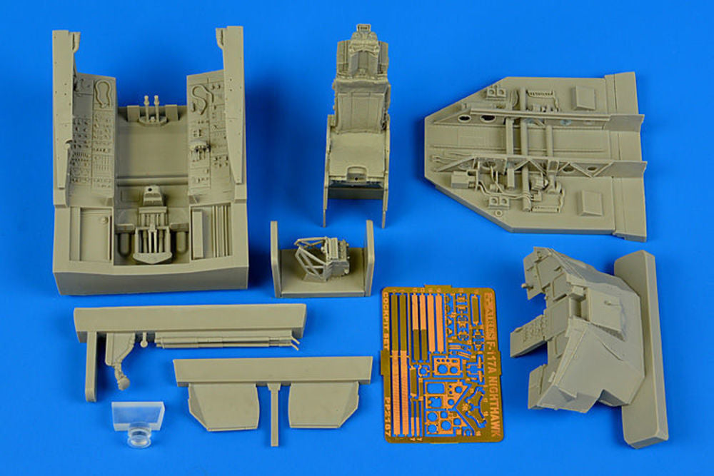 F-117A Nighthawk cockpit set f.Trumpeter