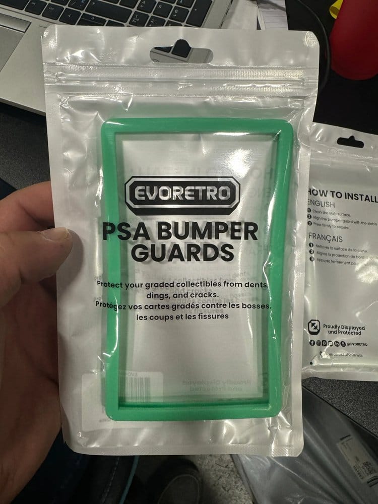 Evoretro Bumper Protector for PSA Slabs Mint Green
