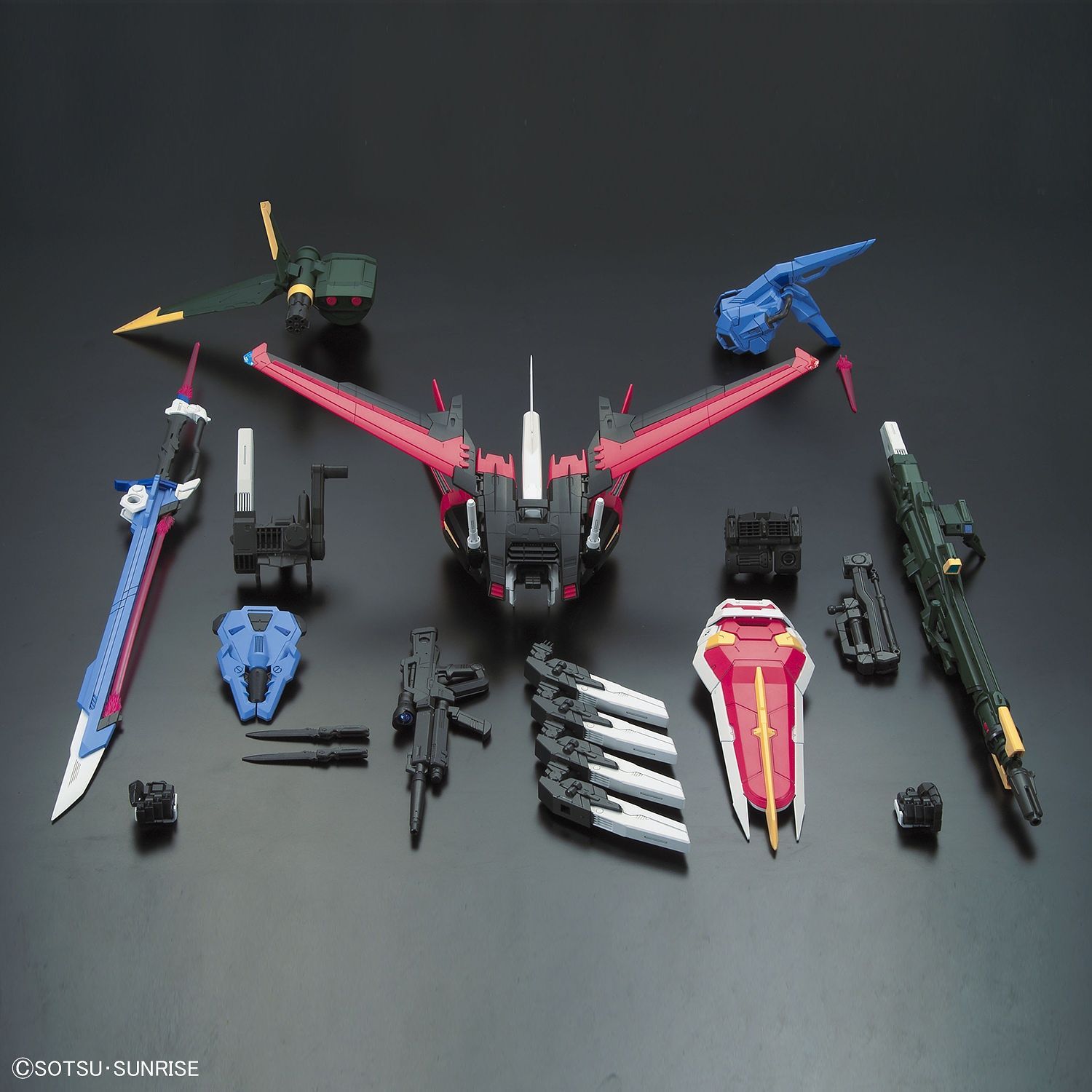 Perfect Grade Gundam Perfect Strike 1/60 - gundam-store.dk