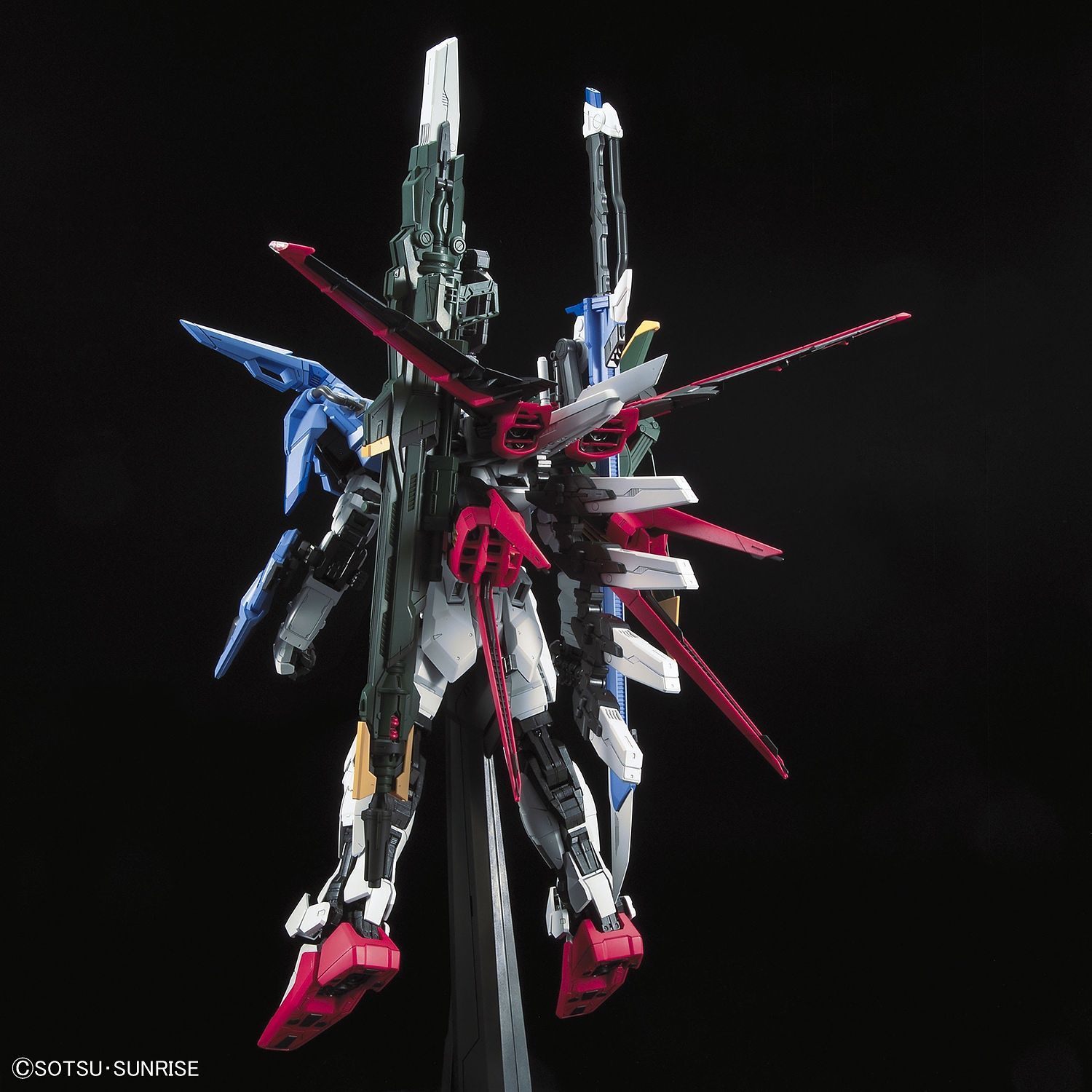 Perfect Grade Gundam Perfect Strike 1/60 - gundam-store.dk