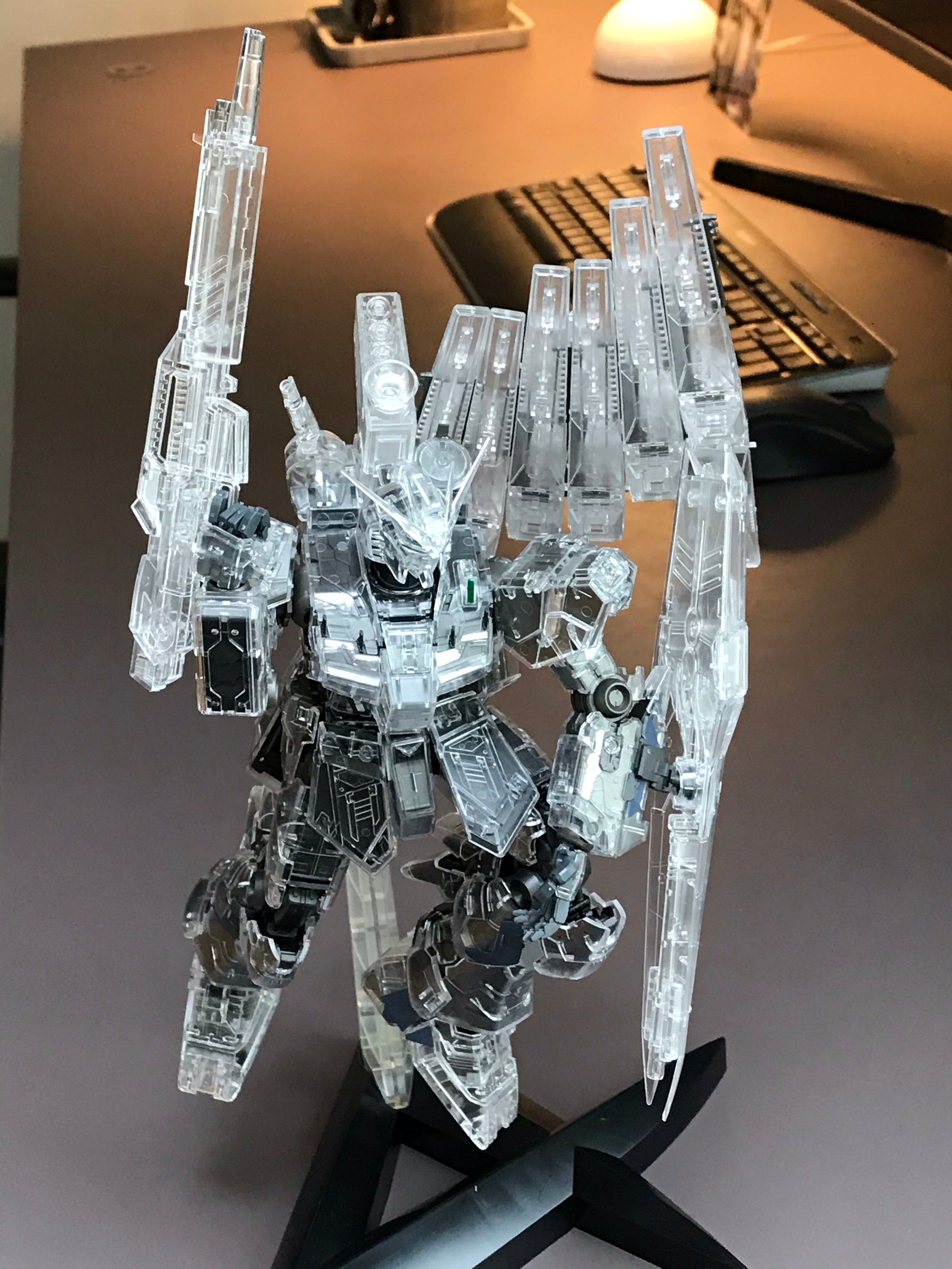 MG Gundam Nu Ver. Ka Mechanical Clear 1/100 - gundam-store.dk