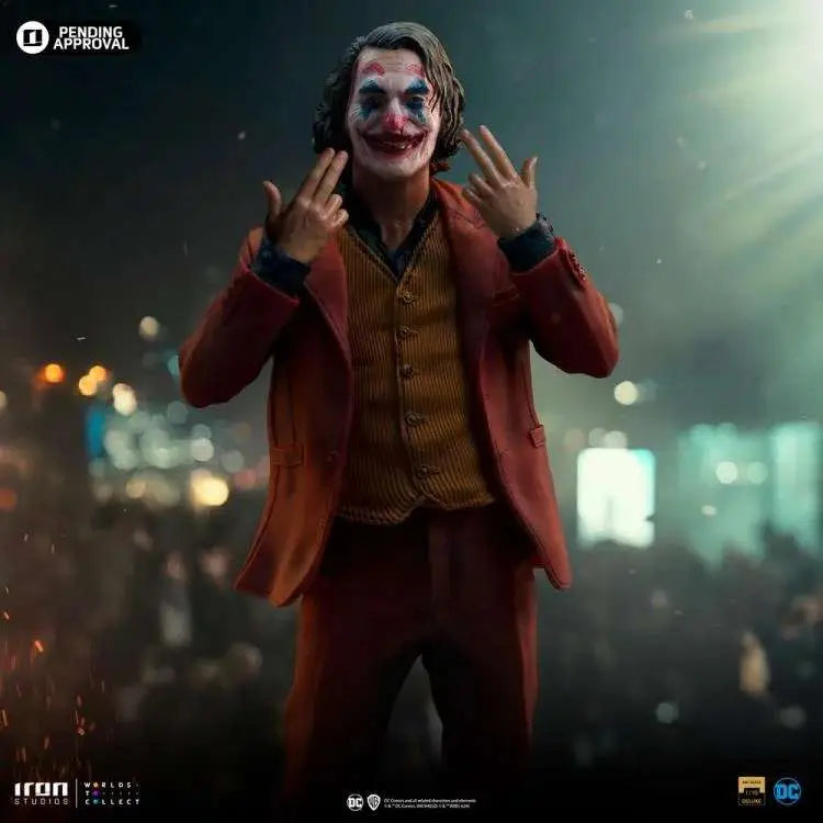 JOKER ARTHUR FLECK 1/10 STATUE