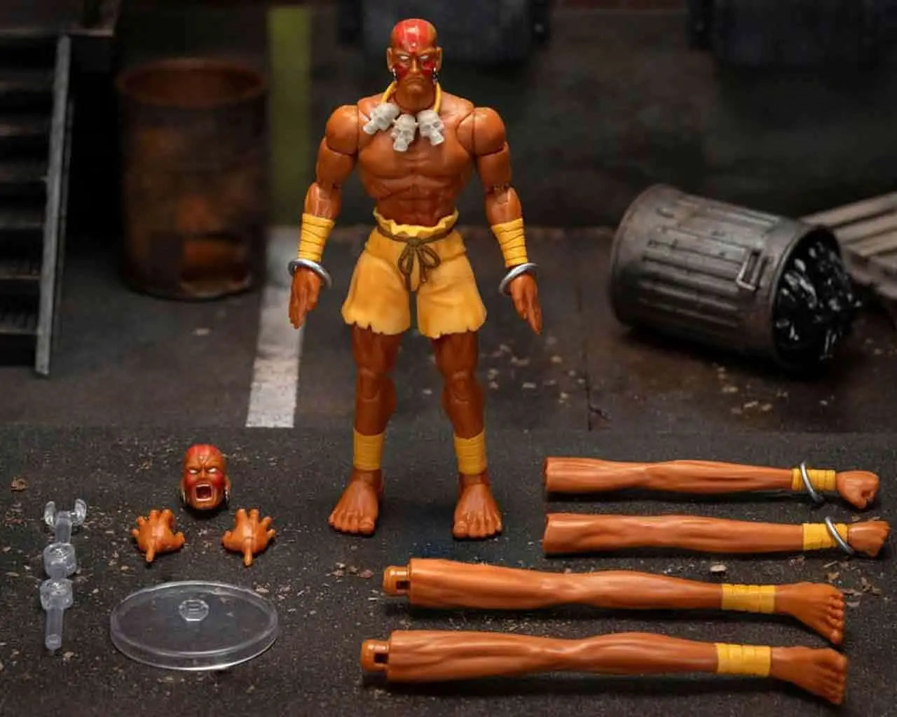 STREET FIGHTER 2: DHALSIM 1/12 DELUXE ACTION FIGURE