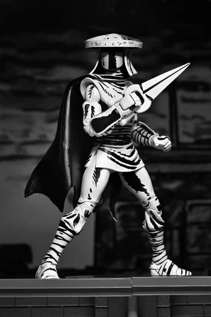 TNMT MIRAGE ELITE FOOT NINJA GUARD BW AF