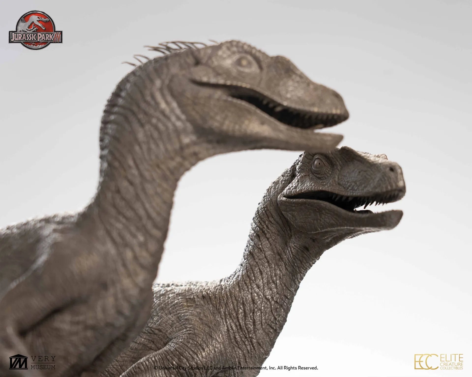 JURASSIC PARK 3 PAIR OF VELOCIRAPTORS 1/8 SCALE BRONZE