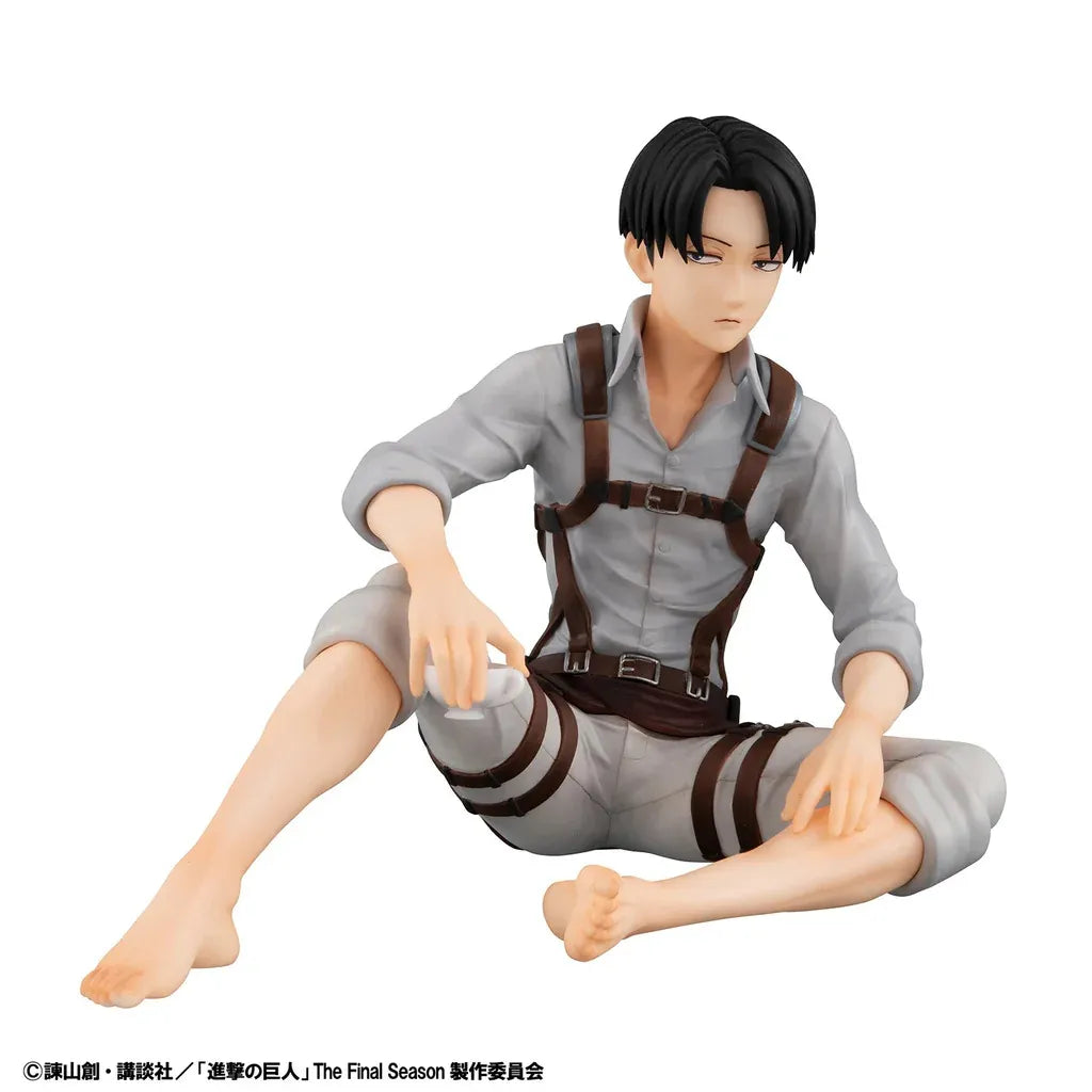 ATTACK ON TITAN PALM SIZE EREN & SQUAD CAPTAIN LEVI G.E.M. STATUE SET