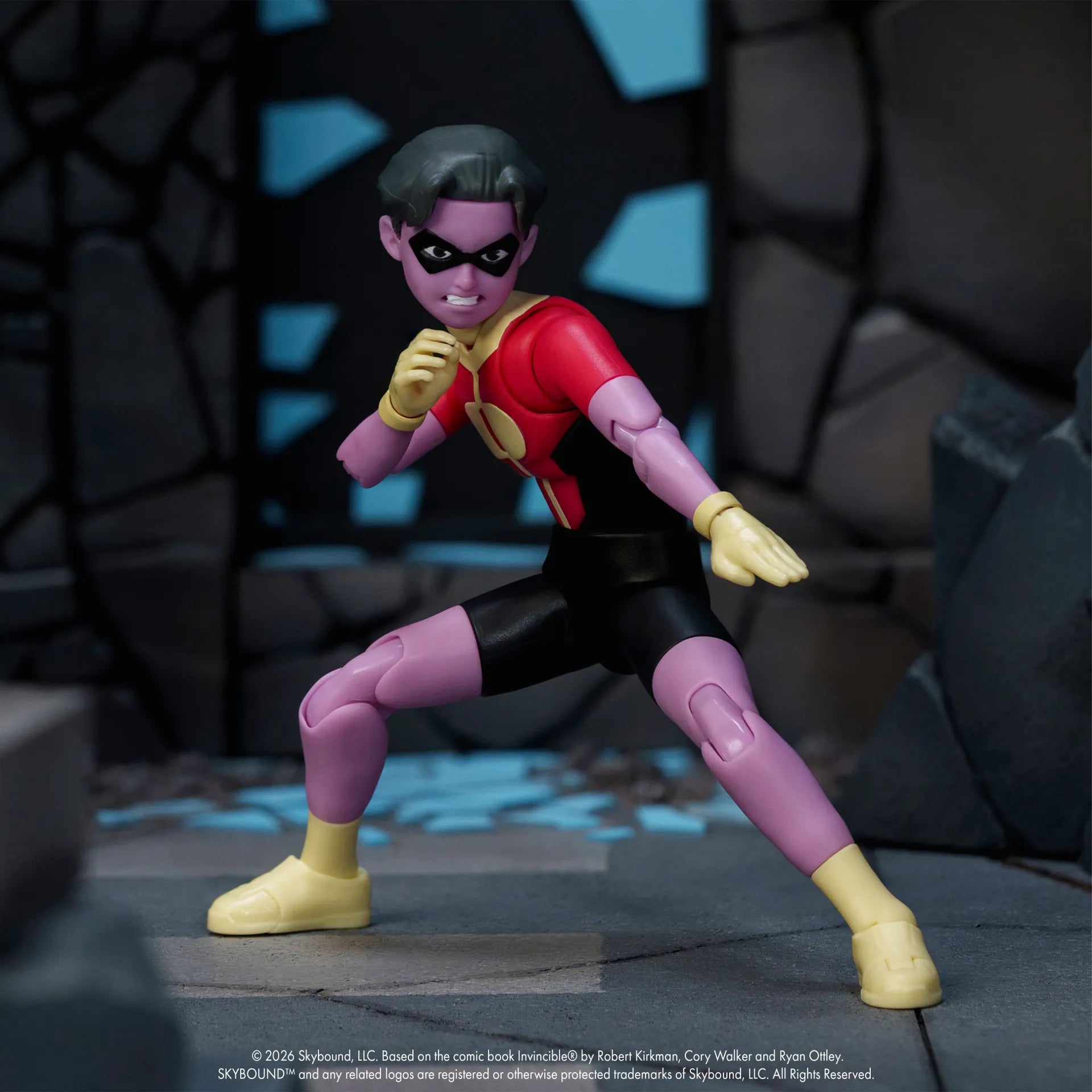 INVINCIBLE INVINCIBLE WITH KID OMNI MAN & CONQUEST LIMITED ACTION FIGURE SET(3)