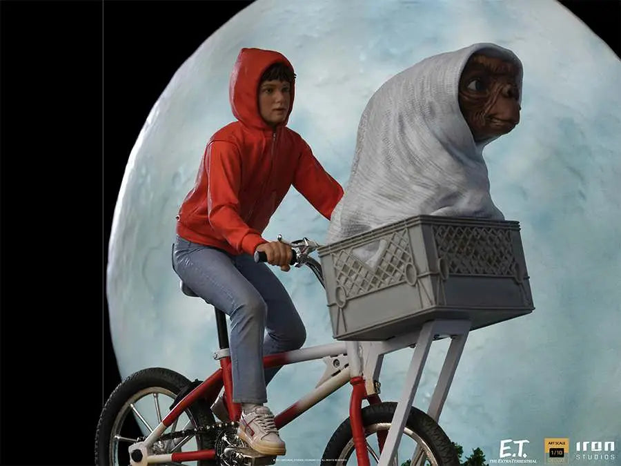 E.T. AND ELLIOT 1/10 ART DELUXE STATUE