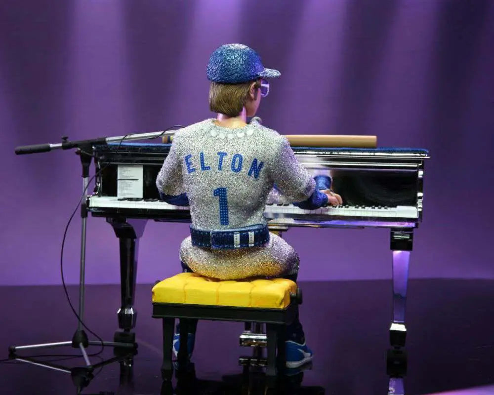ELTON JOHN LIVE 1975 CLOTHED AF