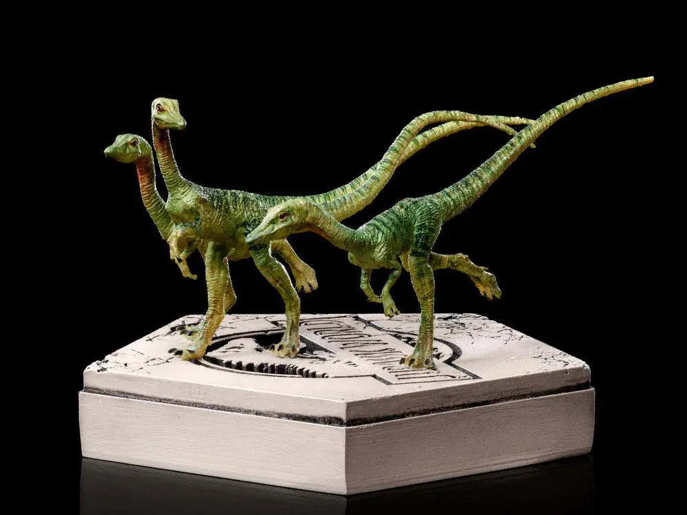 JW ICONS COMPSOGNATUS STATUE
