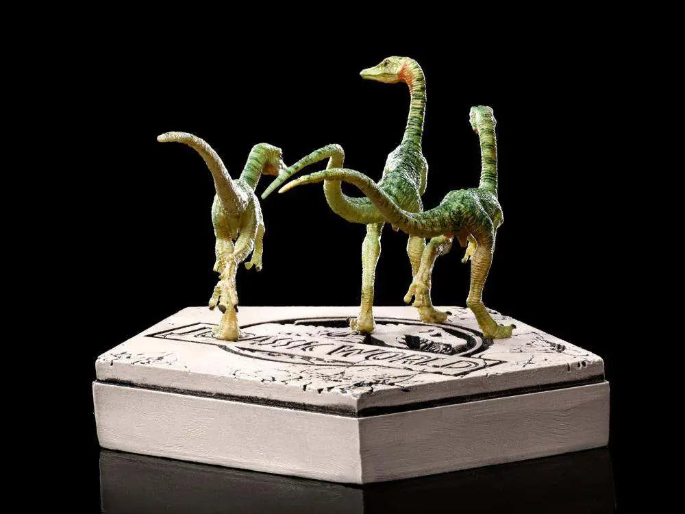 JW ICONS COMPSOGNATUS STATUE