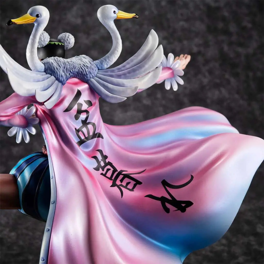 ONE PIECE POP  MR.2 VON CLAY STATUE