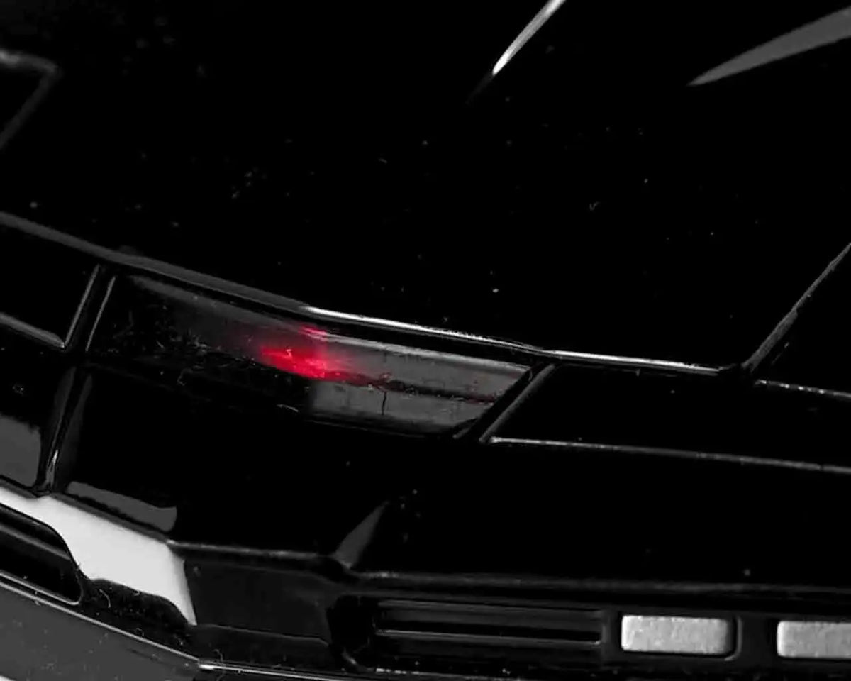 KNIGHT RIDER KITT 1982 PONTIAC FIREBIRD TRANS AM LIGHTS 1/24 DIE-CAST MODEL