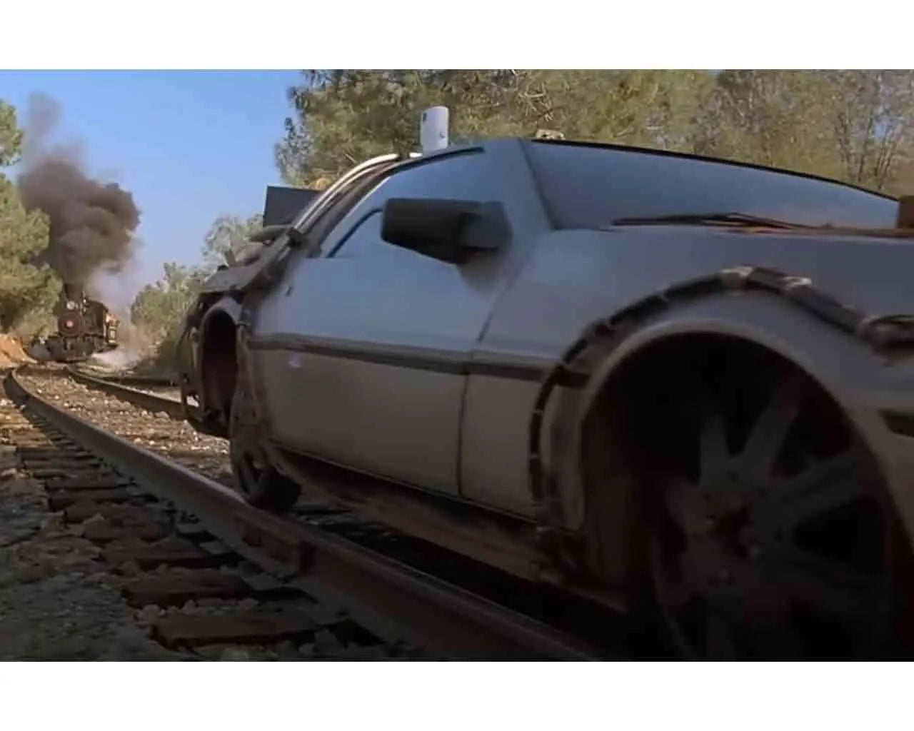 BACK TO THE FUTURE PART 3 DELOREAN RAILROAD WHEELS 1/32 DIE-CAST MODEL VARIANT LIMITED EDITION