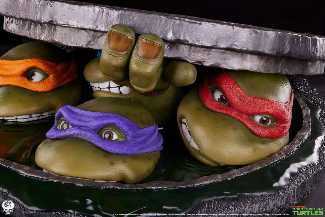TMNT UNDERGROUND  1:1 SCALE DIORAMA