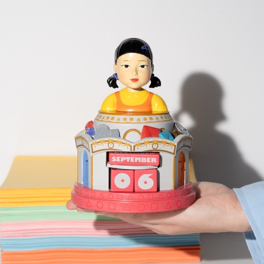 SQUID GAME - Doll - Resin 3D Perpetual Calendar