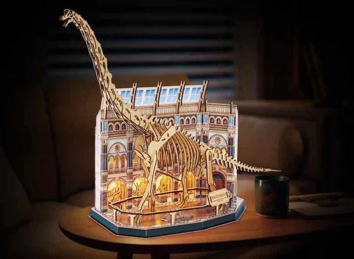 NATURAL MUSEUM - BOOK NOOK KIT - Brachiosaurus - 216pc + LED Light