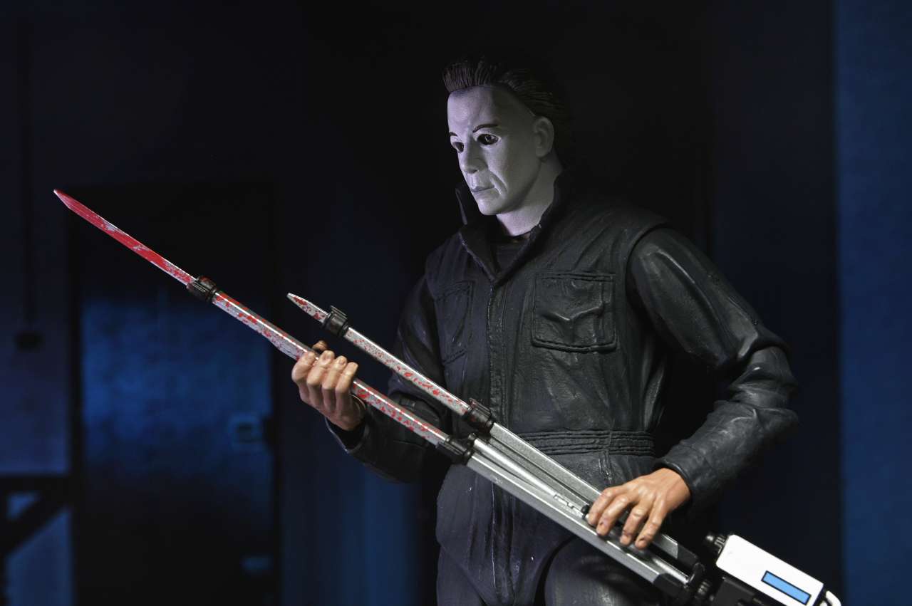 HALLOWEEN RESURRECTION - Michael Myers - Ultimate Figure 17cm