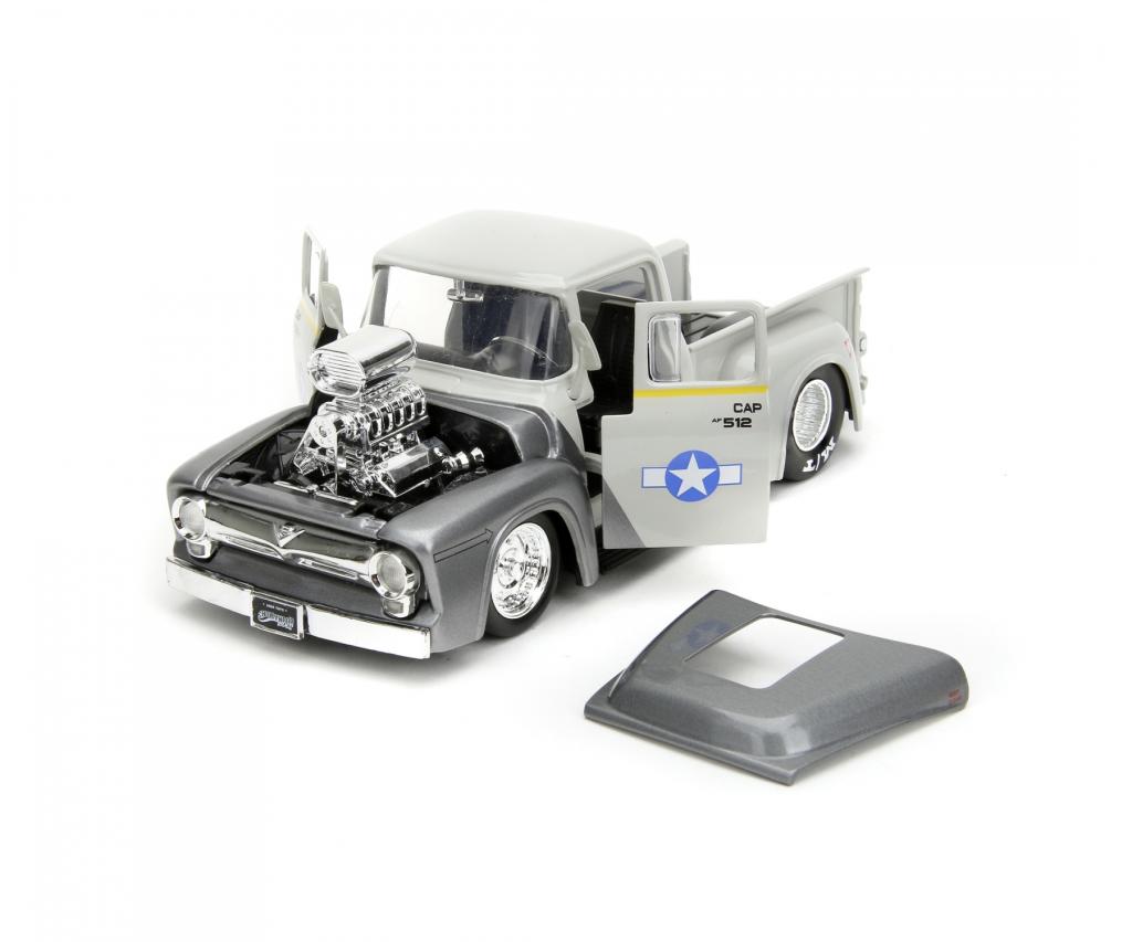 STREET FIGHTER - Guile & 1956 Ford F-100 - 1:24