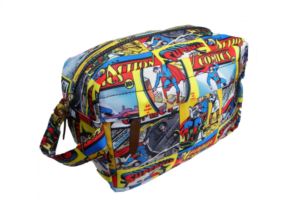 SUPERMAN - WASH BAG - Superman Comic Strip