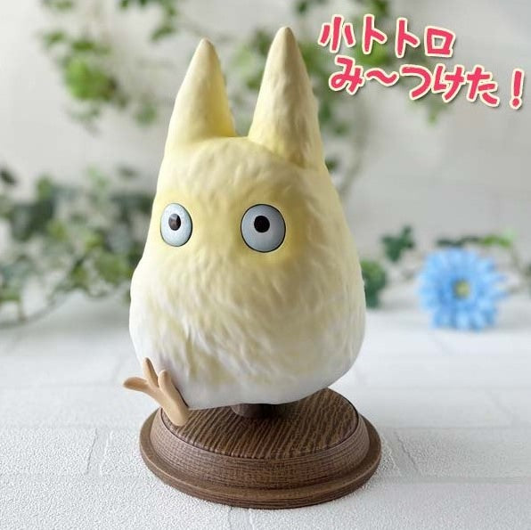 MEIN NACHBAR TOTORO – Finde den kleinen weißen Totoro – Figur 21 cm