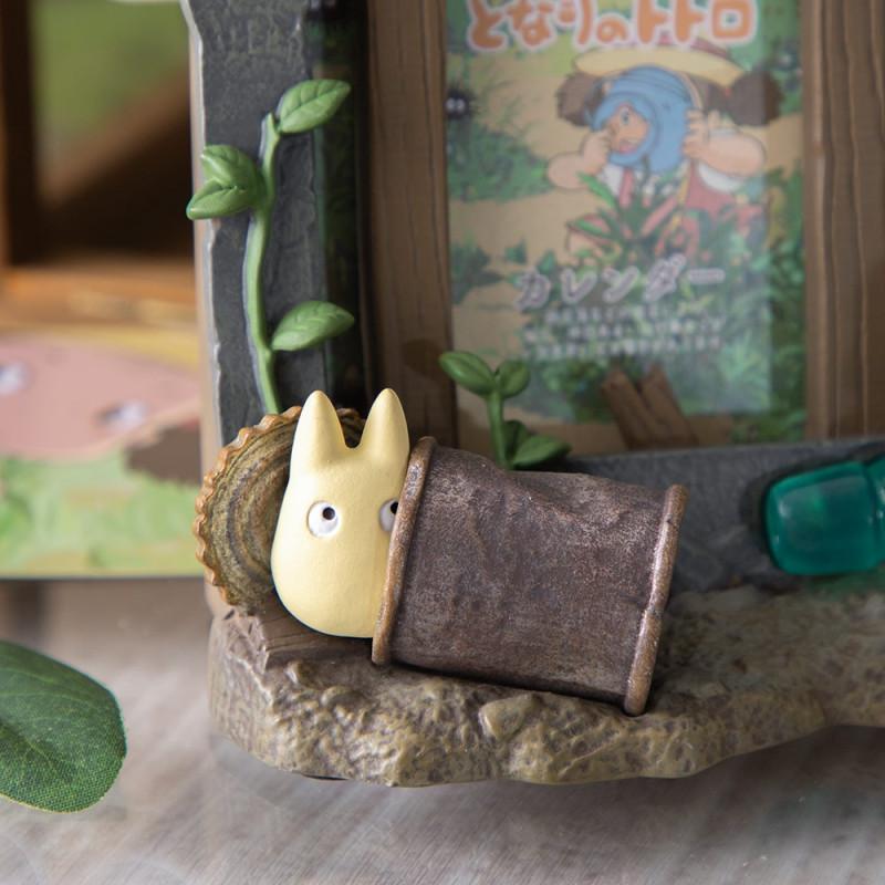 MY NEIGHBOR TOTORO - Totoro & Kusakabe House - Diorama Frame