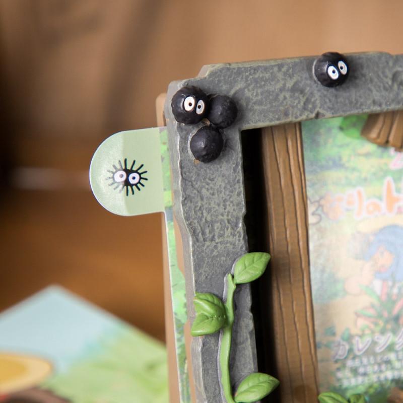 MY NEIGHBOR TOTORO - Totoro & Kusakabe House - Diorama Frame