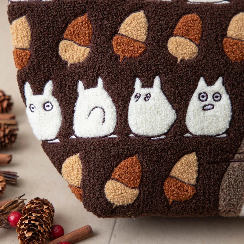 MY NEIGHBOR TOTORO - Totoro hazelnuts - Embroidered bag