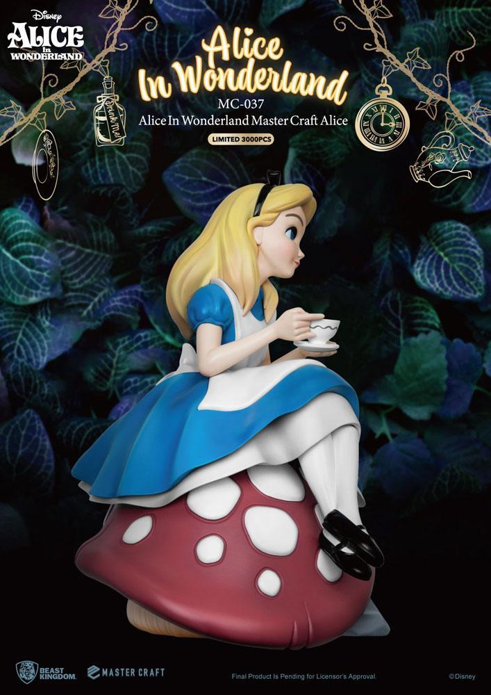 DISNEY - Alice - Statue Master Craft 36cm