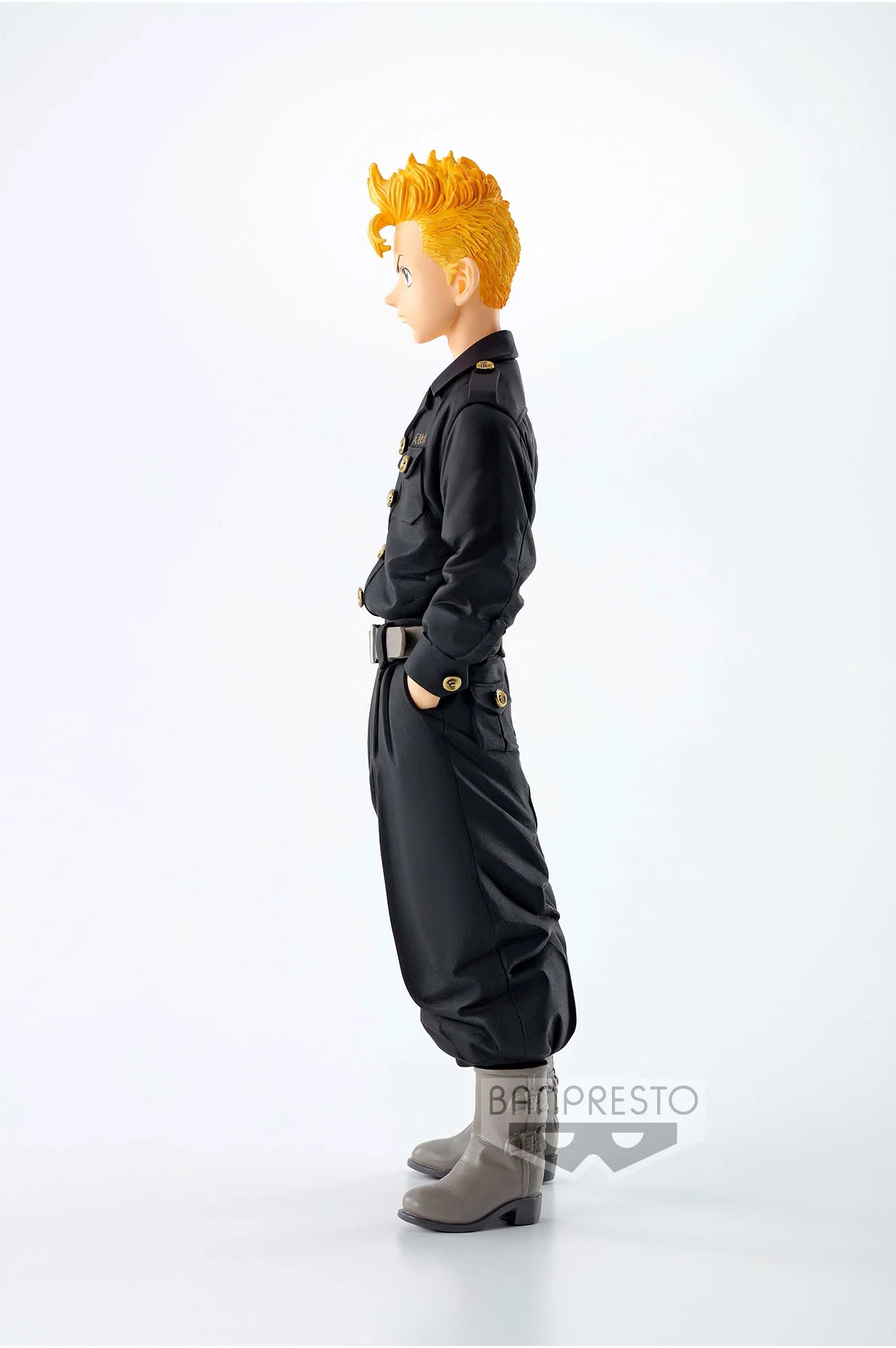 TOKYO REVENGERS - Takemichi Hanagaki - Figur 16cm